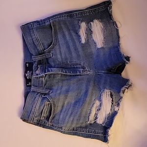 Hollister High-Rise Shorts 3"